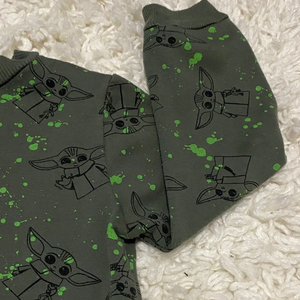 Star Wars boys size 6 yoda Green Zip-Up Jacket